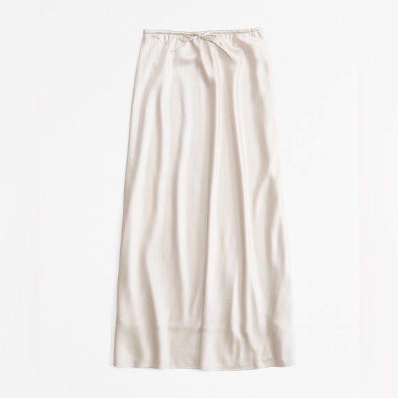 Abercrombie Mid Rise Satin Skirt - Warm Beige NWT - Picture 1 of 3